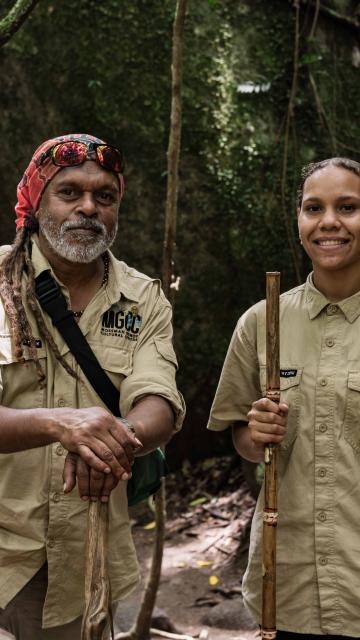 Two guides standing at Mossman Gorge